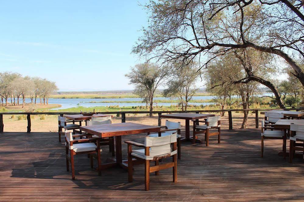 Hotel Anabezi Camp à Jeki Extérieur photo
